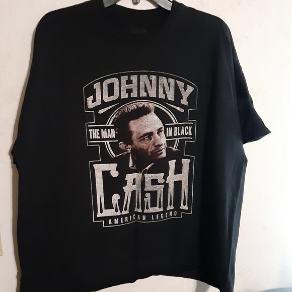 Johnny Cash The Man in Black Unisex SS T Shirt Size 2X - Picture 2 of 4